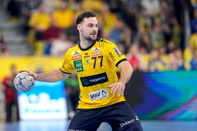 Dani Baijens RNL, 77 , on the ball, single image, single photo, action, action, 11 02 2026, Mannheim Germany , Handball, Bundesliga, Rhein Neckar Löwen THW Kiel xozx