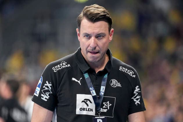 Filip Jicha coach, head coach, THW , single picture, single photo, action, action, 11 02 2026, Mannheim Germany , Handball, Bundesliga, Rhein Neckar Löwen THW Kiel xozx