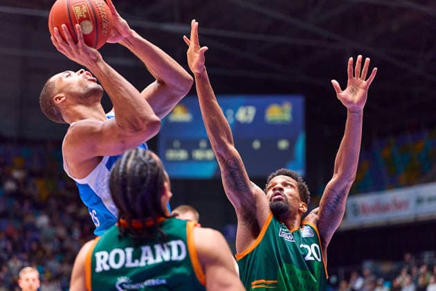 William Christmas Frankfurt Skyliners, 08 , Urald King Gladiators Trier, 20 GER, Skyliners Frankfurt vs Gladiators Trier, Basketball, 19 Matchday, EasyCredit Bundesliga, Season 2025 2026, 11 02 2026 GER, Skyliners Frankfurt vs Gladiators Trier, Basketball, 19 Matchday, EasyCredit Bundesliga, Season 2025 2026, 11 02 2026 Frankfurt Main Copyright: xEibner-Pressefoto GeraldxOelze-dexStoppanyx EP_ODS