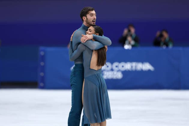 Laurence Fournier Beaudry Guillaume Cizeron (FRA) during the Olympic Winter games, Winterspiele,Spiele, Summer games Milano-Cortina 2026, Figure skating, Eiskunstlauf Ice Dance on February 11, 2026 at Milano Ice Skating Arena in Milan  Copyright: xFabrizioxCarabelli IPAxSportx xipa-agency.netx xx IPA_71337046 IPA_Agency_IPA71337046