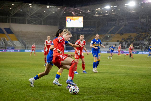 Google Pixel Womens Bundesliga FC Carl Zeiss Jena vs FC Bayern Munich Jena 11 02 2026 Franziska Kett 20 FC Bayern Munich vs Suya Haering 5 FC Carl Zeiss Jena Google Pixel Womens Bundesliga FC Carl Zeiss Jena vs FC Bayern Munich ad hoc arena at Ernst Abbe Sportfeld 11 02 2026 DFB REGULATIONS PROHIBIT ANY USE OF PHOTOGRAPHS AS IMAGE SEQUENCES AND OR QUASI VIDEO Copyright: xBEAUTIFULxSPORTS Duehringx