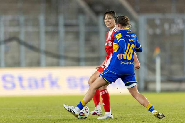 Google Pixel Womens Bundesliga FC Carl Zeiss Jena vs FC Bayern Munich Jena 11 02 2026 Momoko Tanikawa 18 FC Bayern Munich vs Lisa Gora 16 FC Carl Zeiss Jena Google Pixel Womens Bundesliga FC Carl Zeiss Jena vs FC Bayern Munich ad hoc arena at Ernst Abbe Sportfeld 11 02 2026 DFB REGULATIONS PROHIBIT ANY USE OF PHOTOGRAPHS AS IMAGE SEQUENCES AND OR QUASI VIDEO Copyright: xBEAUTIFULxSPORTS Duehringx