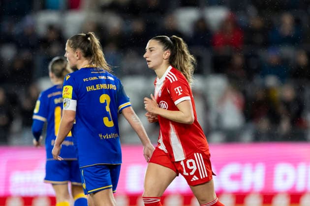 Google Pixel Frauen Bundesliga FC Carl Zeiss Jena vs FC Bayern München Jena 11 02 2026 Katharina Naschenweng 19 FC Bayern München Google Pixel Frauen Bundesliga FC Carl Zeiss Jena vs FC Bayern München ad hoc arena im Ernst Abbe Sportfeld 11 02 2026 DFB REGULATIONS PROHIBIT ANY USE OF PHOTOGRAPHS AS IMAGE SEQUENCES AND OR QUASI VIDEO Copyright: xBEAUTIFULxSPORTS Duehringx