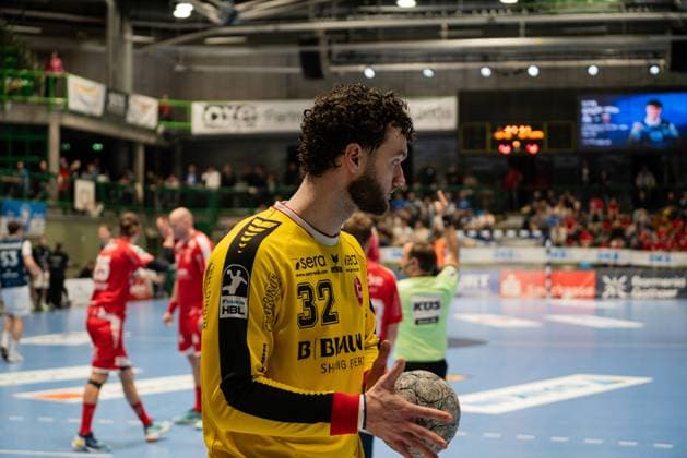 Scene with Kristof Palasics 32 MT Melsungen in the game between Bergischer HC and MT Melsungen in the DAIKIN HBL on matchday 20 in Wuppertal Scene with Kristof Palasics 32 MT Melsungen Copyright: xFeyzullahxGökalp feyzofsportsx
