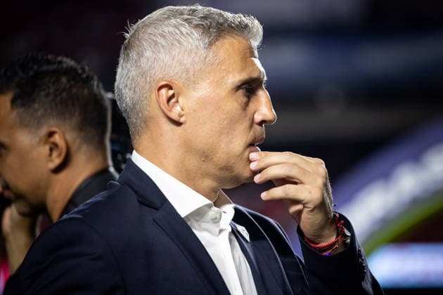 São Paulo x Grêmio SaO PAULO, SP - 11.02.2026: SaO PAULO X GRÃªMIO - Hernan Crespo during the match between Sao Paulo and GrÃªmio, valid for the 3rd round of the Brasileirao, held on Wednesday night (11) at MorumBIS in Sao Paulo, SP. (Photo: Rodilei Morais Fotoarena) x2882423x  RodileixMorais
