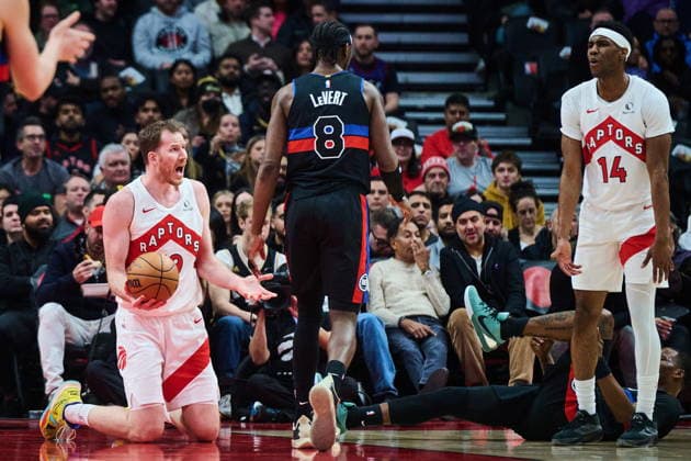 February 11, 2026, Toronto, On, Canada: Toronto Raptors Jakob Poeltl (19) reacts after a foul against Detroit Pistons Javonte Green (31) during first half NBA, Basketball Herren, USA basketball action in Toronto, on Wednesday, Feb. 11, 2026. Canada News - February 11, 2026  - ZUMAc35_ 20260211_zaf_c35_298 Copyright: xSammyxKoganx