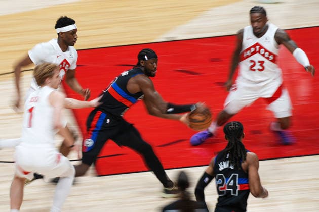 Detroit Pistons v Toronto Raptors TORONTO, CANADA - FEBRUARY 11 : Caris LeVert (8) of Detroit Pistons in action during the NBA, Basketball Herren, USA basketball game between Detroit Pistons and Toronto Raptors at the Scotiabank Arena on February 11, 2026 in Toronto, Ontario, Canada. Mert Alper Dervis Anadolu Ontario Canada. Editorial use only. Please get in touch for any other usage.  Copyright: x2026xAnadoluxMertxAlperxDervisx