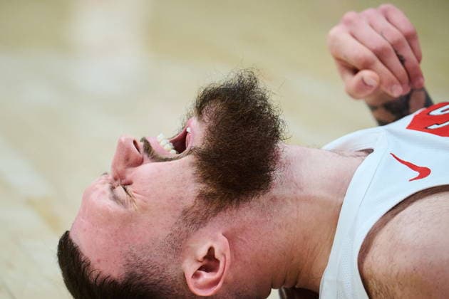 February 11, 2026, Toronto, On, Canada: Toronto Raptors Sandro Mamukelashvili (54) grimaces in pain after a collision during second half NBA, Basketball Herren, USA basketball action against the Detroit Pistons in Toronto, on Wednesday, Feb. 11, 2026. Canada News - February 11, 2026  - ZUMAc35_ 20260211_zaf_c35_315 Copyright: xSammyxKoganx