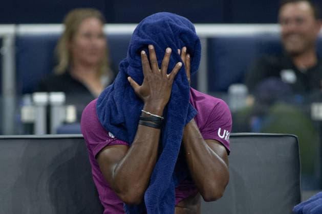 February 11, 2026, Frisco, Texas, USA: FRANCIS TIAFOE (USA) wipes his face during a menÃ¢â‚¬â ¢s singles match at 2026 Nexo Dallas Open at The Ford Center at The Star in Frisco, Texas. Sebastian Korda defeated Frances Tiafoe 7:5, 6:1 Frisco USA - ZUMAh193 20260211_zsp_h193_156 Copyright: xDanielxMcGregor-Huyerx
