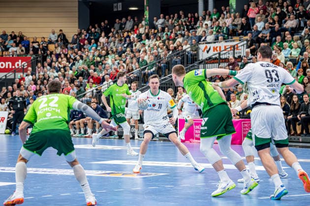 Handball Bundesliga HSG Wetzlar Füchse Berlin, 11 02 26 Lasse Andersson Füchse Berlin, 11 , Jona Schoch HSG Wetzlar, 22 , Nikola Grahovac HSG Wetzlar, 2 , Mijajlo Marseni Füchse Berlin, 93 Handball Bundesliga HSG Wetzlar Füchse Berlin Wetzlar, 11 02 26 Copyright: xBEAUTIFULxSPORTS Roeczeyx