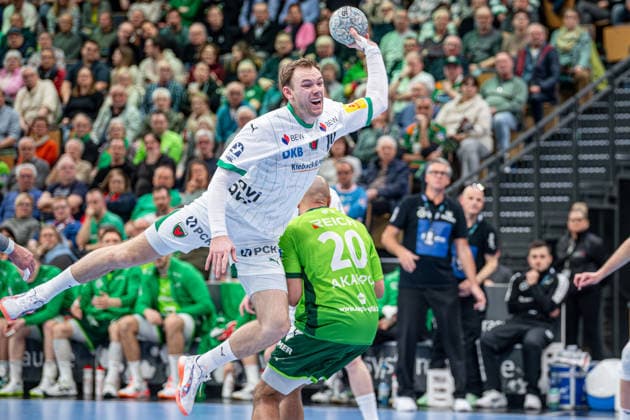 Handball Bundesliga HSG Wetzlar Füchse Berlin, 11 02 26 Mathias Gidsel Füchse Berlin, 19 , Cyrill Akakpo HSG Wetzlar, 20 Handball Bundesliga HSG Wetzlar Füchse Berlin Wetzlar, 11 02 26 Copyright: xBEAUTIFULxSPORTS Roeczeyx