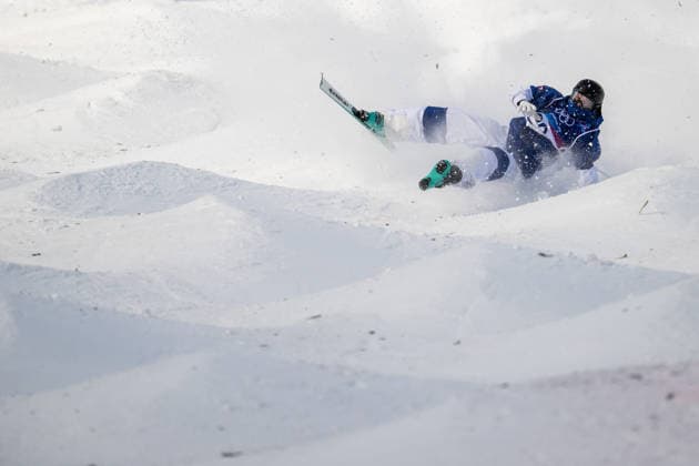 260212 Rasmus Stegfeldt of Sweden crashes when competing in men™s freestyle skiing moguls qualification during day 6 of the 2026 Winter Olympics on February 12, 2026 in Livigno. Photo: Vegard Grott BILDBYRAN kod VG VG0870 bbeng Olympic Games, Olympische Spiele, Olympia, OS olympics winter olympics os ol olympiska spel vinter-os olympiske leker milano cortina 2026 milan cortina 2026 milano cortina 2026 olympic games milano cortina 2026 winter olympic games milano cortina-os milano cortina-ol vinter-ol freeskiing freeski freestyle friski moguls puckelpist kulekjoring *** 260212 Rasmus Stegfeldt of Sweden crashes when competing in men™s freestyle skiing moguls qualification during day 6 of the 2026 Winter Olympics on February 12, 2026 in Livigno Photo Vegard Grott BILDBYRAN kod VG VG0870 bbeng olympic games olympics winter olympics os ol olympiska spel vinter os olympiske leker milano cortina 2026 milan cortina 2026 milano cortina 2026 olympic games milano cortina 2026 winter olympic games milano cortina os milano cortina ol vinter ol freeskiing freeski freestyle friski moguls puckelpist kulekjoring  Copyright: VEGARDxGRoTT BB260212VG004