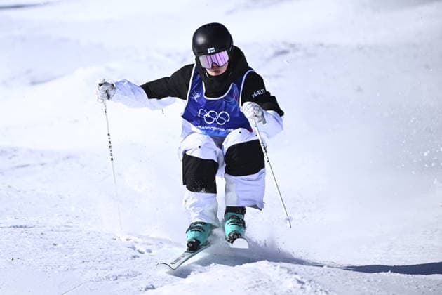 LIVIGNO, ITALY 20260212 Finland s Rasmus Karjalainen during the men s moguls qualification at the Winter Olympics in Livigno, Italy. *** The image is included in the SPORTS PACKAGE. For others PAYMENT IMAGE *** LIVIGNO ITALY x10080x *** LIVIGNO, ITALY 20260212 Finland s Rasmus Karjalainen during the men s moguls qualification at the Winter Olympics in Livigno, Italy The image is included in the SPORTS PACKAGE For others PAYMENT IMAGE LIVIGNO ITALY x10080x  Copyright: xFredrikxSandberg TTx 2026 OLYMPIC SKIING QUALIFICATIONS