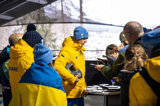 260212 Vladyslav Heraskevych of Ukraine with his helmet in the mixed zone during men™s skeleton round 1 during day 6 of the 2026 Winter Olympics on February 12, 2026 in Cortina. Photo: Jon Olav Nesvold BILDBYRAN COP 217 JE0120 skeleton Olympic Games, Olympische Spiele, Olympia, OS olympics winter olympics os ol olympiska spel vinter-os olympiske leker milano cortina 2026 milan cortina 2026 milano cortina 2026 olympic games milano cortina 2026 winter olympic games milano cortina-os milano cortina-ol vinter-ol 6 bbeng *** 260212 Vladyslav Heraskevych of Ukraine with his helmet in the mixed zone during men™s skeleton round 1 during day 6 of the 2026 Winter Olympics on February 12, 2026 in Cortina Photo Jon Olav Nesvold BILDBYRAN COP 217 JE0120 skeleton olympic games olympics winter olympics os ol olympiska spel vinter os olympiske leker milano cortina 2026 milan cortina 2026 milano cortina 2026 olympic games milano cortina 2026 winter olympic games milano cortina os milano cortina ol vinter ol 6 bbeng  Copyright: JONxOLAVxNESVOLD BB260212JE003