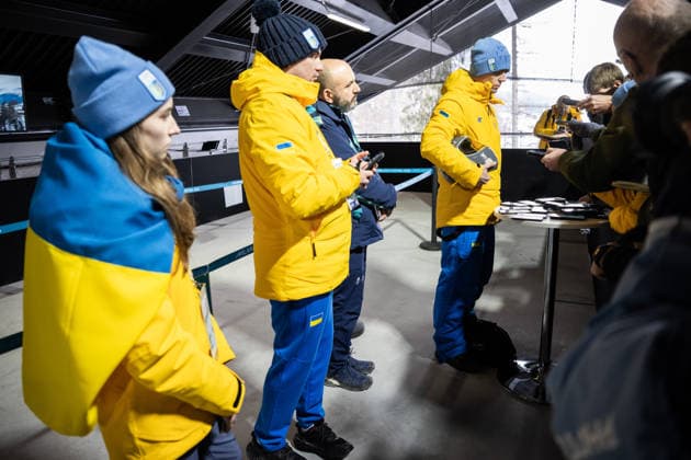 260212 Vladyslav Heraskevych of Ukraine with his helmet in the mixed zone during men™s skeleton round 1 during day 6 of the 2026 Winter Olympics on February 12, 2026 in Cortina. Photo: Jon Olav Nesvold BILDBYRAN COP 217 JE0120 skeleton Olympic Games, Olympische Spiele, Olympia, OS olympics winter olympics os ol olympiska spel vinter-os olympiske leker milano cortina 2026 milan cortina 2026 milano cortina 2026 olympic games milano cortina 2026 winter olympic games milano cortina-os milano cortina-ol vinter-ol 6 bbeng *** 260212 Vladyslav Heraskevych of Ukraine with his helmet in the mixed zone during men™s skeleton round 1 during day 6 of the 2026 Winter Olympics on February 12, 2026 in Cortina Photo Jon Olav Nesvold BILDBYRAN COP 217 JE0120 skeleton olympic games olympics winter olympics os ol olympiska spel vinter os olympiske leker milano cortina 2026 milan cortina 2026 milano cortina 2026 olympic games milano cortina 2026 winter olympic games milano cortina os milano cortina ol vinter ol 6 bbeng  Copyright: JONxOLAVxNESVOLD BB260212JE018