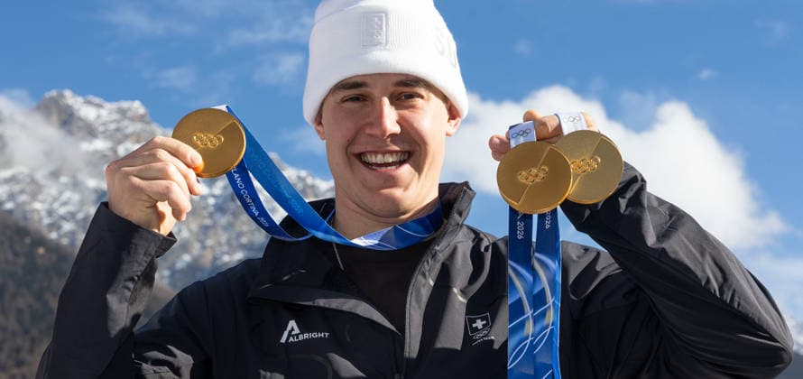 OLYMPICS - Winter Olympic Games, Olympische Spiele, Olympia, OS Milano Cortina 2026 BORMIO,ITALY,12.FEB.26 - OLYMPICS, ALPINE SKIING - Winter Olympic Games Milano Cortina 2026, Franjo von Allmen, medal photo shoot. Image shows Franjo von Allmen (SUI). Keywords: medal.  GEPAxpictures xWolfgangxGrebien