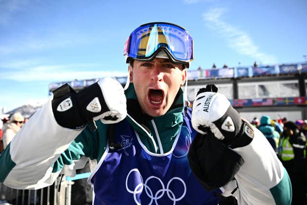 2026 WINTER Olympic Games, Olympische Spiele, Olympia, OS Cooper Woods of Australia celebrates after qualifying for finals in the Men™s Moguls qualification round 2 at the Livigno Aerials and Moguls Park on day 6 of the 2026 Milano Cortina Winter Olympic Games in Livigno, Italy, Wednesday, February 11, 2026. ( NO ARCHIVING, EDITORIAL USE ONLY LIVIGNO SONDRIO ITALY  Copyright: xDANxHIMBRECHTSx 20260212151832536059