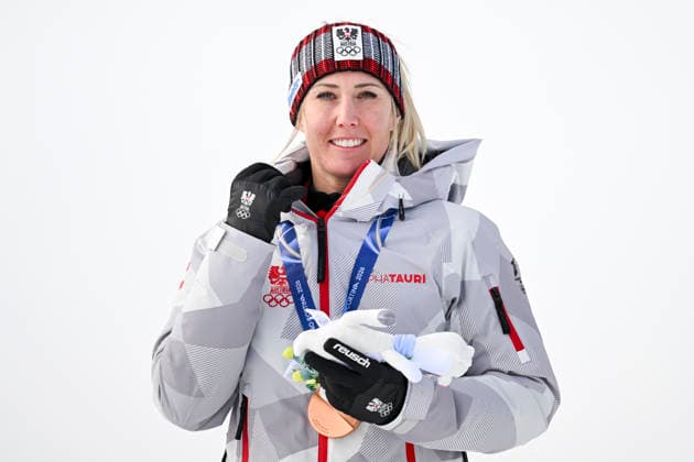 OLYMPICS - Winter Olympic Games, Olympische Spiele, Olympia, OS Milano Cortina 2026 CORTINA D AMPEZZO,ITALY,12.FEB.26 - OLYMPICS, ALPINE SKIING - Winter Olympic Games Milano Cortina 2026, Super G, women, medal ceremony. Image shows the rejoicing of Cornelia Huetter (AUT). Keywords: medal.  GEPAxpictures xAlexanderxSolc