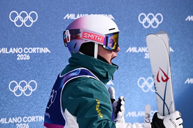 2026 WINTER Olympic Games, Olympische Spiele, Olympia, OS Cooper Woods of Australia reacts following his first run during the Freestyle Skiing Men s Moguls finals at Livigno Snow Park on day 7 of the 2026 Milano Cortina Winter Olympic Games in Italy, Thursday, February 12, 2026. ( NO ARCHIVING, EDITORIAL USE ONLY MILANO LOMBARDY ITALY  Copyright: xDANxHIMBRECHTSx 20260212126040655506