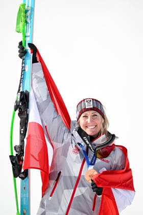 OLYMPICS - Winter Olympic Games, Olympische Spiele, Olympia, OS Milano Cortina 2026 CORTINA D AMPEZZO,ITALY,12.FEB.26 - OLYMPICS, ALPINE SKIING - Winter Olympic Games Milano Cortina 2026, Super G, women, medal ceremony. Image shows the rejoicing of Cornelia Huetter (AUT). Keywords: medal.  GEPAxpictures xAlexanderxSolc