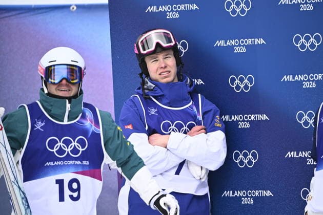 LIVIGNO, ITALY 20260212 Cooper Woods, Australia, won the men s moguls final during the Winter Olympics in Livigno, Italy. Walter Wallberg, back left, came in fourth place. *** The image is included in the SPORTS PACKAGE. For others PAYMENT IMAGE *** LIVIGNO ITALY x10080x *** LIVIGNO, ITALY 20260212 Cooper Woods, Australia, won the men s moguls final during the Winter Olympics in Livigno, Italy Walter Wallberg, back left, came in fourth place The image is included in the SPORTS PACKAGE For others PAYMENT IMAGE LIVIGNO ITALY x10080x  Copyright: xFredrikxSandberg TTx 2026 OLYMPICS MOGUL FINAL