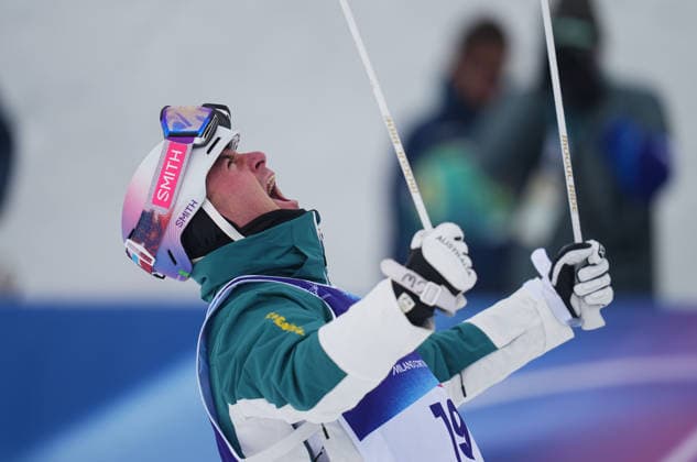 Cooper Woods (Australia) celebrates winning gold during Men s Moguls finals Freestyle Skiing on Day 6 of Milano Cortina 2026 Winter Olympic game at Livigno Air Park on February 12, 2026 in Livigno, Italy. Thor Wegner DeFodi Images (Photo by DeFodi Images) - *** Cooper Woods Australia celebrates winning gold during Men s Moguls finals Freestyle Skiing on Day 6 of Milano Cortina 2026 Winter Olympic game at Livigno Air Park on February 12, 2026 in Livigno, Italy Thor Wegner DeFodi Images Photo by DeFodi Images