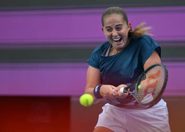 Qatar TotalEnergies Open 2026 - Day Five DOHA, QATAR FEBRUARY 12: Jelena Ostapenko of Latvia competes against Elisabetta Cocciaretto of Italy in the quarterfinals on Day Five of the Qatar TotalEnergies Open, part of the Hologic WTA, Tennis Damen Tour, at the Khalifa International Tennis and Squash Complex on February 12, 2026 in Doha, Qatar. Doha Qatar  Copyright: xArturxWidakx originalFilename:widak-qatartot260212_np9mQ.jpg