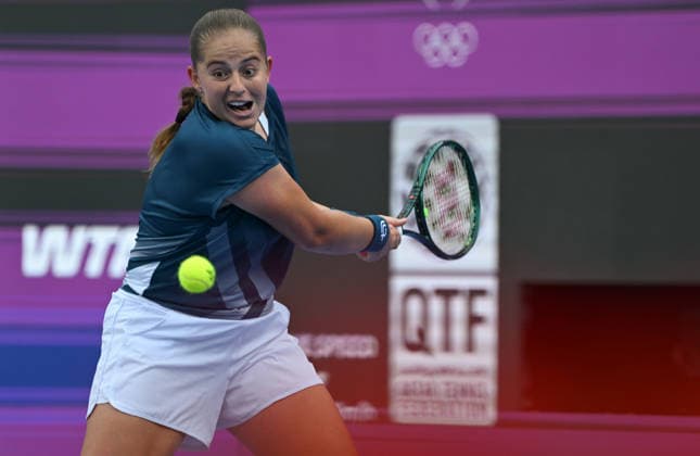 Qatar TotalEnergies Open 2026 - Day Five DOHA, QATAR FEBRUARY 12: Jelena Ostapenko of Latvia competes against Elisabetta Cocciaretto of Italy in the quarterfinals on Day Five of the Qatar TotalEnergies Open, part of the Hologic WTA, Tennis Damen Tour, at the Khalifa International Tennis and Squash Complex on February 12, 2026 in Doha, Qatar. Doha Qatar  Copyright: xArturxWidakx originalFilename:widak-qatartot260212_npKtP.jpg