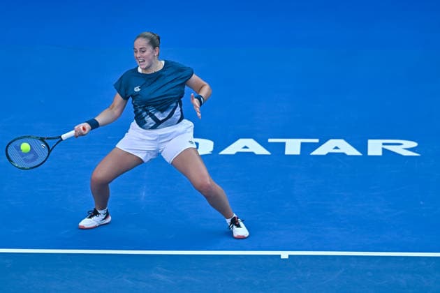 WTA, Tennis Damen QATAR OPEN 2026-QUARTERFINAL Jelena Ostapenko of Latvia competes in her quarterfinal match against Elisabetta Cocciaretto of Italy during the WTA Qatar TotalEnergies Open 2026 tennis tournament at the Khalifa International Tennis Complex in Doha, Qatar, on February 12, 2026. ¨ DOHA Qatar Copyright: xNOUSHADx
