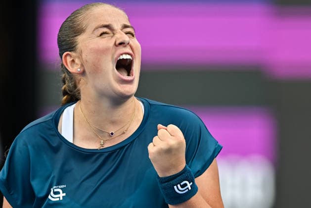 WTA, Tennis Damen QATAR OPEN 2026-QUARTERFINAL Jelena Ostapenko of Latvia competes in her quarterfinal match against Elisabetta Cocciaretto of Italy during the WTA Qatar TotalEnergies Open 2026 tennis tournament at the Khalifa International Tennis Complex in Doha, Qatar, on February 12, 2026. ¨ DOHA Qatar Copyright: xNOUSHADx