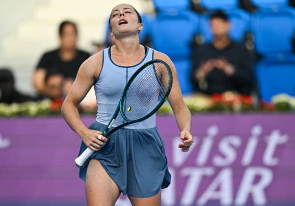 WTA, Tennis Damen QATAR OPEN 2026-QUARTERFINAL Elisabetta Cocciaretto of Italy competes in her quarterfinal match against Jelena Ostapenko of Latvia during the WTA Qatar TotalEnergies Open 2026 tennis tournament at the Khalifa International Tennis Complex in Doha, Qatar, on February 12, 2026. ¨ DOHA Qatar Copyright: xNOUSHADx