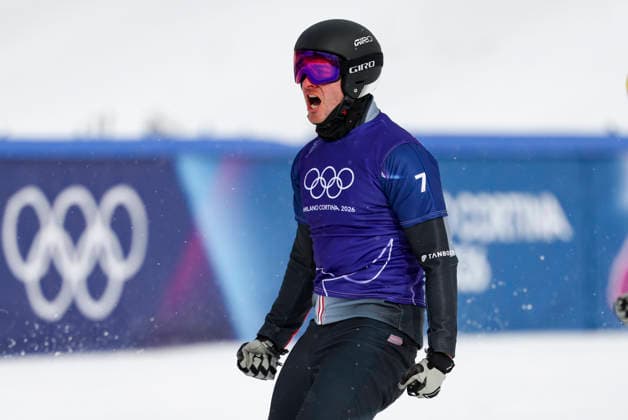 OLYMPICS - Winter Olympic Games, Olympische Spiele, Olympia, OS Milano Cortina 2026 LIVIGNO,ITALY,12.FEB.26 - OLYMPICS, SNOWBOARD - Winter Olympic Games Milano Cortina 2026, Snowboard Cross, men, final. Image shows the rejoicing of Alessandro Haemmerle (AUT).  GEPAxpictures xHaraldxSteiner