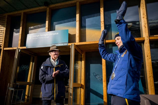 260212 King Carl XVI Gustaf of Sweden with silver medalist Ebba Andersson of Sweden after the women s 10km free technique individual start cross-country skiing race during day 6 of the 2026 Winter Olympics on February 12, 2026 in Val di Fiemme. Photo: Maxim Thore BILDBYRAN kod MT MT0975 skidor cross-country skiing langrenn Olympic Games, Olympische Spiele, Olympia, OS olympics winter olympics os ol olympiska spel vinter-os olympiske leker milano cortina 2026 milan cortina 2026 milano cortina 2026 olympic games milano cortina 2026 winter olympic games milano cortina-os milano cortina-ol vinter-ol 6 bbeng individuell start 10 km medal medalj Sweden sverige *** 260212 King Carl XVI Gustaf of Sweden with silver medalist Ebba Andersson of Sweden after the women s 10km free technique individual start cross country skiing race during day 6 of the 2026 Winter Olympics on February 12, 2026 in Val di Fiemme Photo Maxim Thore BILDBYRAN kod MT MT0975 skidor cross country skiing langrenn olympic games olympics winter olympics os ol olympiska spel vinter os olympiske leker milano cortina 2026 milan cortina 2026 milano cortina 2026 olympic games milano cortina 2026 winter olympic games milano cortina os milano cortina ol vinter ol 6 bbeng individuell start 10 km medal medalj Sweden sverige  Copyright: MAXIMxTHORE BB260212MT129