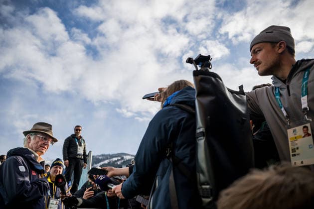 260212 King Carl XVI Gustaf of Sweden is being interviewed after the women s 10km free technique individual start cross-country skiing race during day 6 of the 2026 Winter Olympics on February 12, 2026 in Val di Fiemme. Photo: Maxim Thore BILDBYRAN kod MT MT0975 skidor cross-country skiing langrenn Olympic Games, Olympische Spiele, Olympia, OS olympics winter olympics os ol olympiska spel vinter-os olympiske leker milano cortina 2026 milan cortina 2026 milano cortina 2026 olympic games milano cortina 2026 winter olympic games milano cortina-os milano cortina-ol vinter-ol 6 bbeng individuell start 10 km *** 260212 King Carl XVI Gustaf of Sweden is being interviewed after the women s 10km free technique individual start cross country skiing race during day 6 of the 2026 Winter Olympics on February 12, 2026 in Val di Fiemme Photo Maxim Thore BILDBYRAN kod MT MT0975 skidor cross country skiing langrenn olympic games olympics winter olympics os ol olympiska spel vinter os olympiske leker milano cortina 2026 milan cortina 2026 milano cortina 2026 olympic games milano cortina 2026 winter olympic games milano cortina os milano cortina ol vinter ol 6 bbeng individuell start 10 km  Copyright: MAXIMxTHORE BB260212MT138