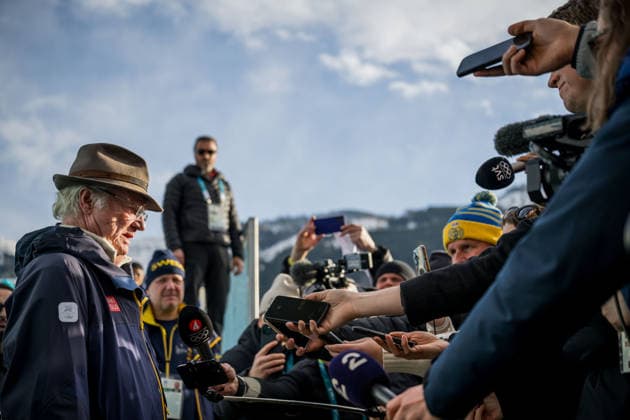 260212 King Carl XVI Gustaf of Sweden is being interviewed after the women s 10km free technique individual start cross-country skiing race during day 6 of the 2026 Winter Olympics on February 12, 2026 in Val di Fiemme. Photo: Maxim Thore BILDBYRAN kod MT MT0975 skidor cross-country skiing langrenn Olympic Games, Olympische Spiele, Olympia, OS olympics winter olympics os ol olympiska spel vinter-os olympiske leker milano cortina 2026 milan cortina 2026 milano cortina 2026 olympic games milano cortina 2026 winter olympic games milano cortina-os milano cortina-ol vinter-ol 6 bbeng individuell start 10 km *** 260212 King Carl XVI Gustaf of Sweden is being interviewed after the women s 10km free technique individual start cross country skiing race during day 6 of the 2026 Winter Olympics on February 12, 2026 in Val di Fiemme Photo Maxim Thore BILDBYRAN kod MT MT0975 skidor cross country skiing langrenn olympic games olympics winter olympics os ol olympiska spel vinter os olympiske leker milano cortina 2026 milan cortina 2026 milano cortina 2026 olympic games milano cortina 2026 winter olympic games milano cortina os milano cortina ol vinter ol 6 bbeng individuell start 10 km  Copyright: MAXIMxTHORE BB260212MT139