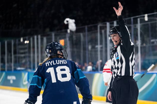 260212 Jenniina Nylund of Finland and Linesperson Jessica Lundgren in the women s Ice hockey, Eishockey game between Finland and Canada during day 6 of the 2026 Winter Olympics on February 12, 2026 in Milan. Photo: Emma Wallskog BILDBYRAN kod EW EW0630 ishockey ice hockey Olympic Games, Olympische Spiele, Olympia, OS olympics winter olympics os ol olympiska spel vinter-os olympiske leker milano cortina 2026 milan cortina 2026 milano cortina 2026 olympic games milano cortina 2026 winter olympic games milano cortina-os milano cortina-ol vinter-ol 6 bbeng dam kanada canada finland *** 260212 Jenniina Nylund of Finland and Linesperson Jessica Lundgren in the women s ice hockey game between Finland and Canada during day 6 of the 2026 Winter Olympics on February 12, 2026 in Milan Photo Emma Wallskog BILDBYRAN kod EW EW0630 ishockey ice hockey olympic games olympics winter olympics os ol olympiska spel vinter os olympiske leker milano cortina 2026 milan cortina 2026 milano cortina 2026 olympic games milano cortina 2026 winter olympic games milano cortina os milano cortina ol vinter ol 6 bbeng dam kanada canada finland  Copyright: EMMAxWALLSKOG BB260212EW078