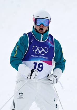 (260212) -- LIVIGNO, Feb. 12, 2026 -- Cooper Woods of Australia reacts after the freestyle skiing men s moguls final at the Milan-Cortina 2026 Olympic Winter games, Winterspiele,Spiele, Summer games in Livigno, Italy, Feb. 12, 2026. ) (MICO2026)ITALY-LIVIGNO-OLYMPIC WINTER GAMES-FREESTYLE SKIING MEN S MOGULS-FINAL WangxPeng 