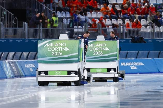 MILAN , 12-02-2026 , Milano Speed skating, Eisschnelllauf Stadium , Olympic Winter games, Winterspiele,Spiele, Summer games 2026 - Speed Skating 5000m ladies, Picture shows Zamboni cleaning the ice Olympic Winter Games 2026 - Speed Skating 5000m ladies  x201524616x Copyright: