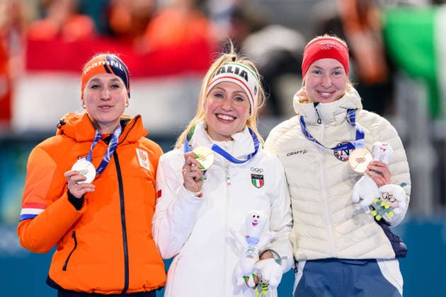 260212 Silver medalist Merel Conijn of Netherlands, gold medalist Francesca Lollobrigida of Italy and bronze medalist Ragne Wiklund of Norway on the podium after the women s 5000 meter Speed skating, Eisschnelllauf during day 6 of the 2026 Winter Olympics on February 12, 2026 in Milan. Photo: Emma Wallskog BILDBYRAN kod EW EW0631 skridskor speed skating Olympic Games, Olympische Spiele, Olympia, OS olympics winter olympics os ol olympiska spel vinter-os olympiske leker milano cortina 2026 milan cortina 2026 milano cortina 2026 olympic games milano cortina 2026 winter olympic games milano cortina-os milano cortina-ol vinter-ol 6 bbeng dam medal medalj Gold guld Bronze brons Norway norge *** 260212 Silver medalist Merel Conijn of Netherlands, gold medalist Francesca Lollobrigida of Italy and bronze medalist Ragne Wiklund of Norway on the podium after the women s 5000 meter speed skating during day 6 of the 2026 Winter Olympics on February 12, 2026 in Milan Photo Emma Wallskog BILDBYRAN code EW EW0631 skates speed skating olympic games olympics winter olympics os ol olympic games winter os olympic games milano cortina 2026 milan cortina 2026 milano cortina 2026 olympic games milano cortina 2026 winter olympic games milano cortina os milano cortina ol winter ol 6 bbeng dam medal medal Gold gold Bronze bronze Norway norge  Copyright: EMMAxWALLSKOG BB260212EW116