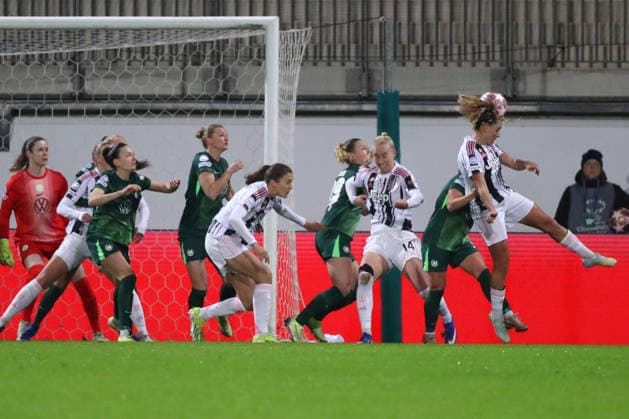 VfL vs Juventus, CL Women Wolfsburg, 12 02 2026, Football, Women, VfL Wolfsburg vs Juventus Turin, Champions League, Play Offs, Season 2025 2026, Ana Capeta Juventus scores header to 0 1 AOK Stadion Niedersachsen Germany