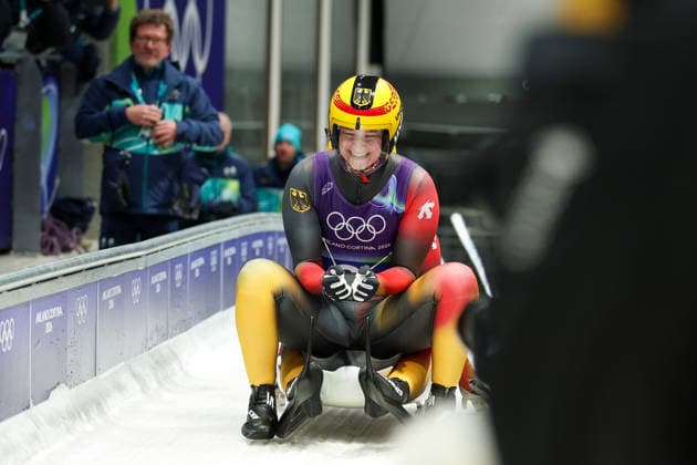 Olympische Winterspiele Milano Cortina 2026 Rennrodeln Team Staffel am 12.02.2026 im Cortina Sliding Centre in Cortina d™Ampezzo Team Deutschland gewinnt die Gold Medaille *** Olympic Winter Games Milano Cortina 2026 Luge Team Relay on 12 02 2026 at the Cortina Sliding Center in Cortina d™Ampezzo Team Germany wins the gold medal xMSx