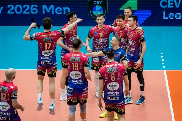 Vollebyall players of Perugia celebrate victory after the Men s Volleyball Champions League 5th round Group C match: Lvi Prague vs Perugia in Prague, Czech Republic, February 12, 2026. (CTKxPhoto VitxSimanek) CTKPhotoP2026021210833  CTKPhotoP2026021210833