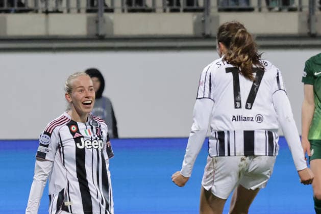 12 02 2026, xgrfx, Football UEFA Champions League, VfL Wolfsburg Juventus FC Turin v l Tor, Amalie Vangsgaard Juventus Turin DFL DFB REGULATIONS PROHIBIT ANY USE OF PHOTOGRAPHS as IMAGE SEQUENCES and or QUASI VIDEO Wolfsburg