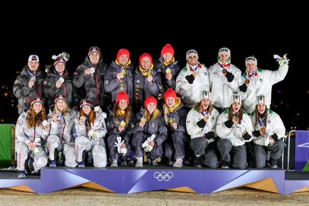 OLYMPICS - Winter Olympic Games, Olympische Spiele, Olympia, OS Milano Cortina 2026 CORTINA D AMPEZZO,ITALY,12.FEB.26 - OLYMPICS, LUGE - Winter Olympic Games Milano Cortina 2026, team relay, medal ceremony. Image shows Lisa Schulte, Thomas Steu, Wolfgang Kindl, Selinga Egle and Lara Michaela Kipp (AUT), Julia Taubitz, Tobias Wendl, Tobias Arlt, Max Langenhan, Dajana Eitberger and Magdalena Matschina (GER), Verena Hofer, Emanuel Rieder, Simon Kainzwaldner, Dominik Fischnaller, Andrea Voetter and Marion Oberhofer (ITA). Keywords: medal.  GEPAxpictures xMaticxKlansek