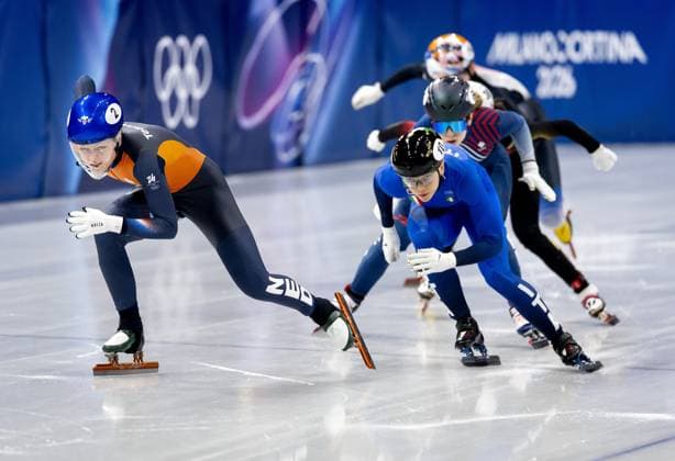 MILAN - Xandra Velzeboer during the quarterfinals of the 500-meter short track Speed skating, Eisschnelllauf event at the Milan Ice Skating Area at the Milan Winter Olympics. ROBIN VAN LONKHUIJSEN ANP xVIxANPxSportx xxANPxIVx 550483673 originalFilename: 550483673.jpg