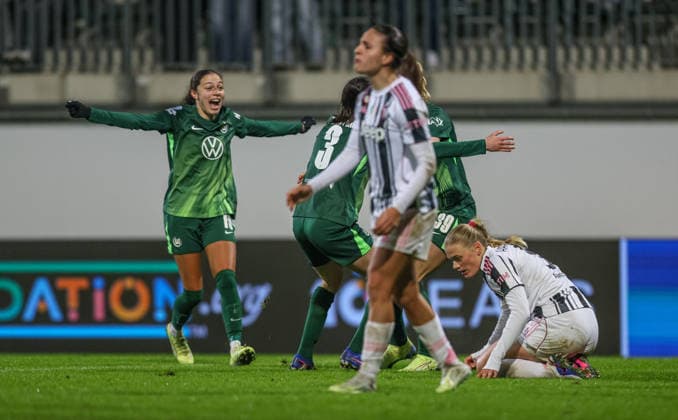 GER, Wolfsburg, VfL Wolfsburg vs Juventus Turin, WomenÂs Champions League, Football, UEFA, Season 2025 2026, AOK Arena, Playoffs, First leg in picture Sarai Linder VfL Wolfsburg Women 39 , Goal, Cheers and joy, Emotions, 2 2 DFB DFL REGULATIONS PROHIBIT ANY USE OF PHOTOGRAPHS AS IMAGE SEQUENCES AND OR QUASI VIDEO, 12 02 2026 Copyright: HMBxMedia HendrikxHamelau