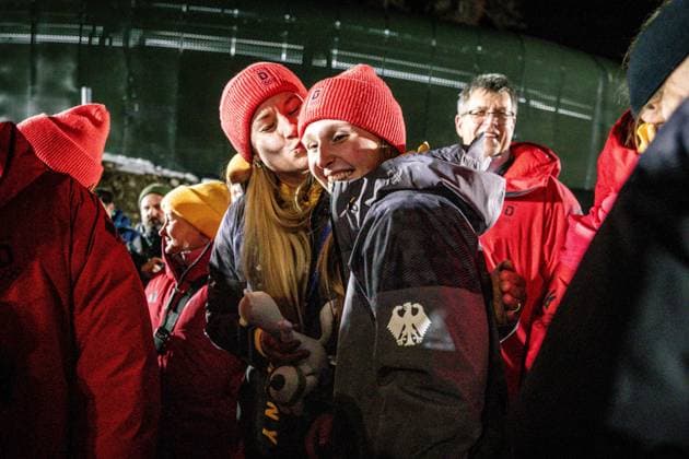 Deutscher Jubel, Luge Team Relay, Milano Cortina 2026 Olympic Games, Olympische Spiele, Olympia, OS 12-02-2026 *** German cheers, Luge Team Relay, Milano Cortina 2026 Olympic Games 12 02 2026 Copyright: HMBxMedia MarcxNiemeyer