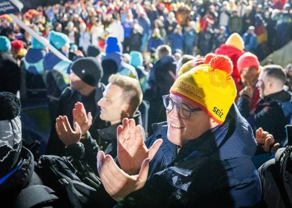 MILANO CORTINA 2026 - OLYMPISCHE WINTERSPIELE - CORTINA D™AMPEZZO - RODELN - TEAM-STAFFEL ** NUR FÜR REDAKTIONELLE ZWECKE ** EDITORIAL USE ONLY **<p>12 02 2026-Cortina d™Ampezzo: Olympische Winterspiele Milano Cortina 2026 Rodeln Cortina Sliding Centre Event: Team-Staffel im Foto: Ministerpräsident Mario Voigt (CDU) und Stefan Gruhner (CDU), Chef der Thüringer Staatskanzlei und Minister für Bundes- und Europaangelegenheiten, und Ehrenamt bejubeln den deutschen Sieg ( Italien Venetien Cortina d™Ampezzo Copyright: SaschaxFromm *** MILANO CORTINA 2026 OLYMPIC WINTER GAMES CORTINA D™AMPEZZO LUNGING TEAM RELAY FOR EDITORIAL PURPOSES ONLY p 12 02 2026 Cortina d™Ampezzo Olympic Winter Games Milano Cortina 2026 Luge Cortina Sliding Centre Event Team Relay in the photo Minister President Mario Voigt CDU and Stefan Gruhner CDU , Head of the Thuringian State Chancellery and Minister for Federal and European Affairs, Sport and Volunteering celebrate the German victory Italy Veneto Cortina d™Ampezzo Copyright SaschaxFromm Copyright: SaschaxFromm doc84jr1df1p00wmsc4gxw ,EDITORIAL USE ONLY