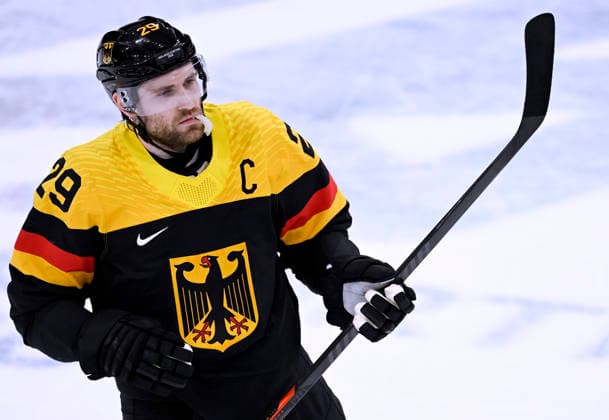 DRAISAITL Leon Team GER Eishockey Vorrunde Spiel Deutschland - Daenemark Olympics - Olympische Winterspiele 2026 Mailand - Cortina 06 - 22 Februar 2026 in Italien am 12.02.2026 in Mailand *** DRAISAITL Leon Team GER Ice Hockey Preliminary Round Match Germany Denmark Olympics Olympic Winter Games 2026 Milan Cortina 06 February 22, 2026 in Italy on February 12, 2026 in Milan Copyright: xx