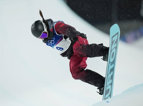 (260212) -- LIVIGNO, Feb. 12, 2026 -- Wu Shaotong of China competes during the women s snowboard halfpipe final at the Milan-Cortina 2026 Olympic Winter games, Winterspiele,Spiele, Summer games in Livigno, Italy, Feb. 12, 2026. ) (MICO2026)ITALY-LIVIGNO-OLYMPIC WINTER GAMES-WOMEN S SNOWBOARD HALFPIPE-FINAL XiaxYifang 